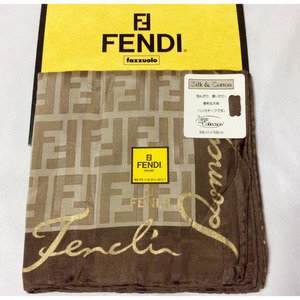 FENDI ズッカ柄シルク混大判ハンカチ