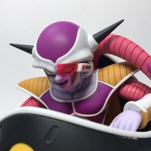 フィギュアライズメカニクス フリーザの小型ポッド