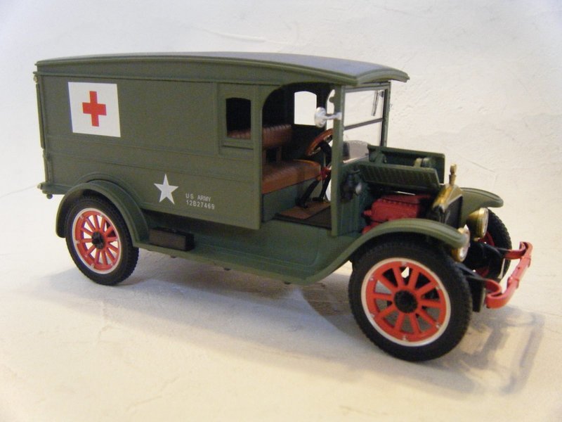 SIGNATURE MODELS (USA) 1920 WHITE DELIVERY VAN　U.S.ARMY AMBULANCE