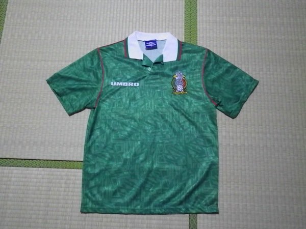 【公式】アクセサリーの激安通販 メキシコ代表 83141 MUUSEO | Museum baggio10 | UMBRO (H) 94/95 応援グッズ