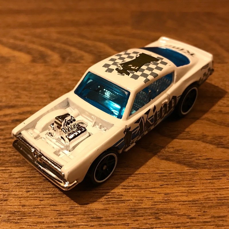 HOTWHEELS / KING KUDA