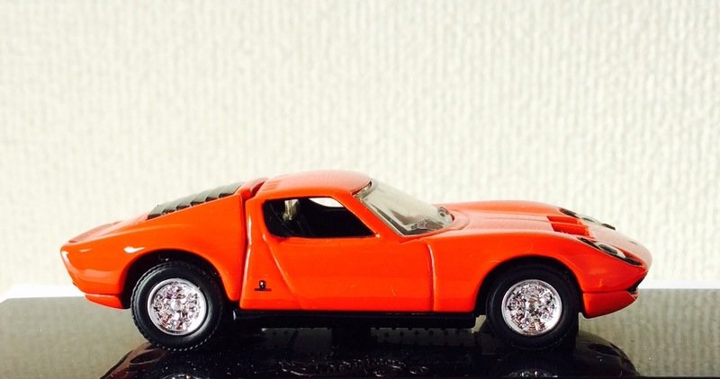 LAMBORGHINI MIURA