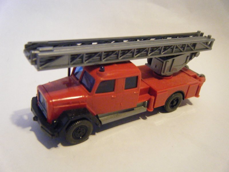 WIKING (W.GERMANY) MAGIRUS SATURN FIRE LADDER TRUCK