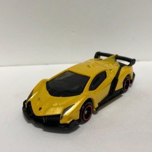 LAMBORGHINI VENENO