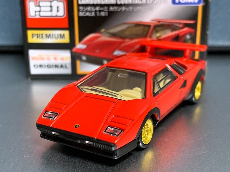 LAMBORGHINI COUNTACH LP500S