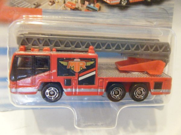 トミカ マグナムレスキューα ドクターアンビュランス TOMY