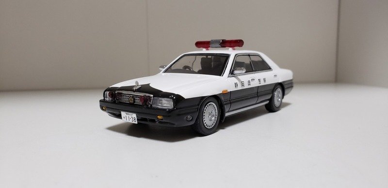 1/43　ヒコセブン　日産 セドリック シーマ Y31 1988 静岡県警察高速道路交通警察隊