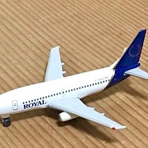 ヘルパウィングス　1/500 B737−400 ロイヤル航空