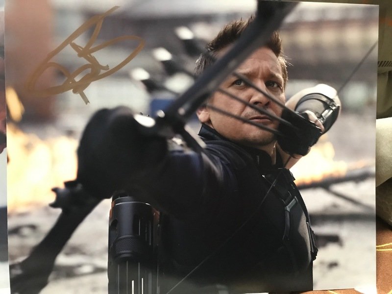 JEREMY RENNER