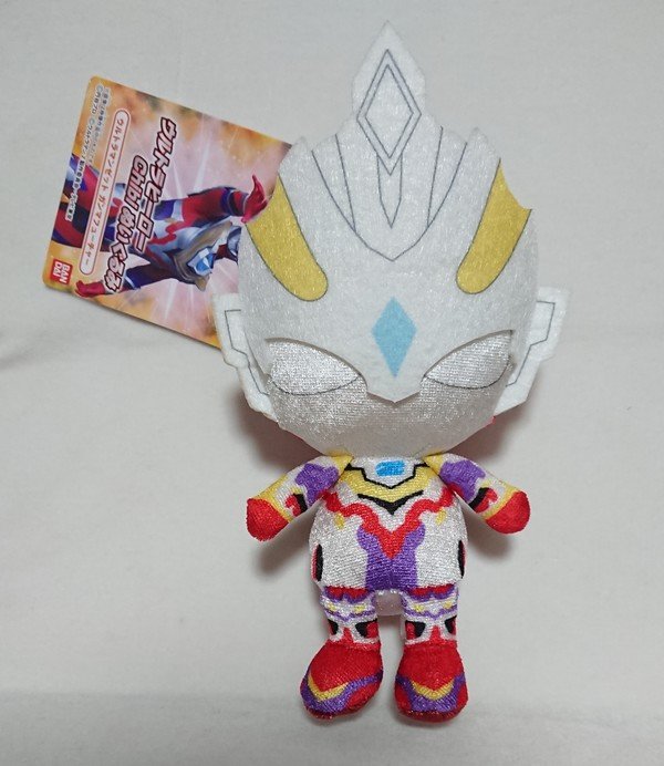 M78 ウルトラマン ダイカットクッション DXウルトラマンゼット