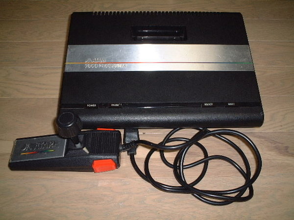 Atari 2600＋ アタリ2600プラス （Atari 7800対応）（So far so