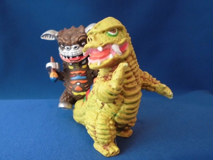 ウルトラマングッズ おとなりのかいじゅうフィギュア ジャミラ