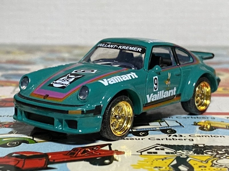 PORSCHE 934