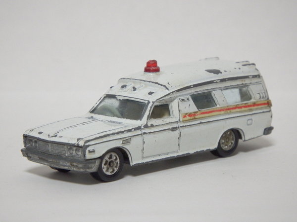 マスコミトミカ ジャンボーグA トヨタ　クラウン救急車 シール付き マスコミトミカ ジャンボーグA トヨタ クラウン救急車 シール