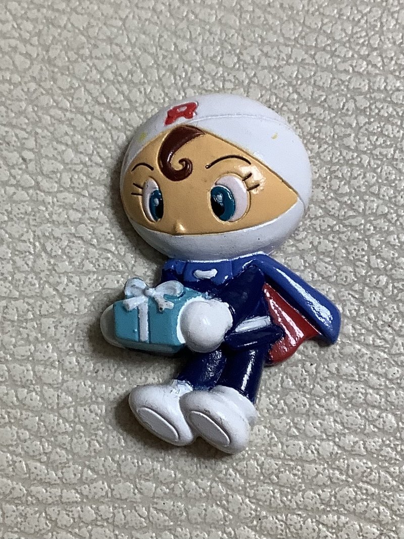 それいけ！アンパンマン　キャラマグネット　ロールパンナ