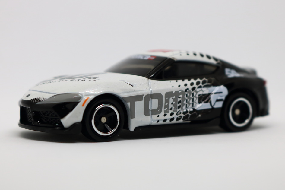 Amazon.com: Tomica: Toyota GR Supra (50th Anniversary Ver
