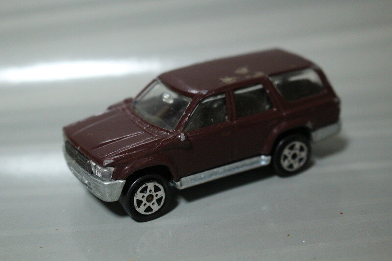 トヨタ　ランナー　[TOYOYA RUNNER]