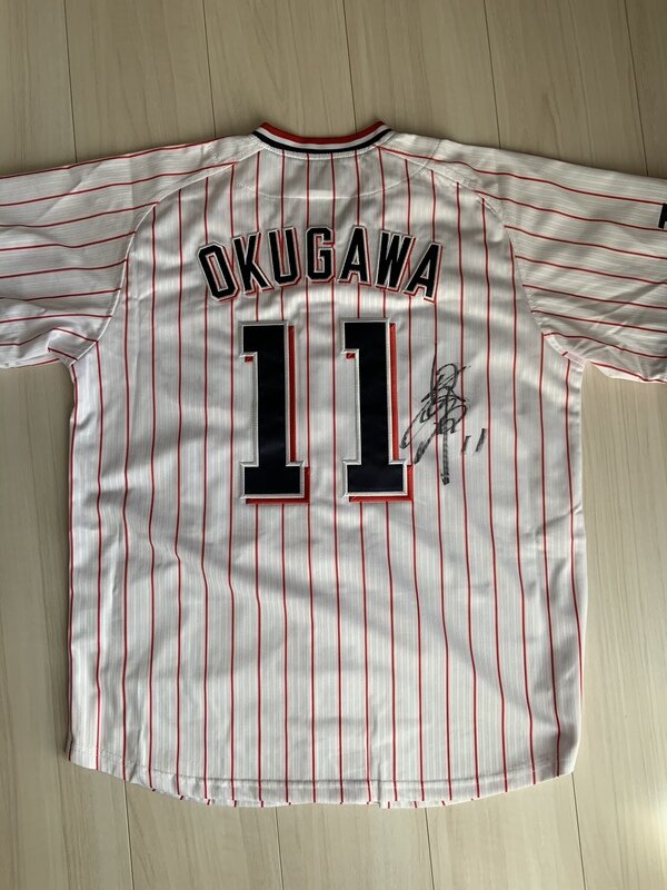 ヤクルトスワローズ 奥川恭伸 サイン入りユニフォーム