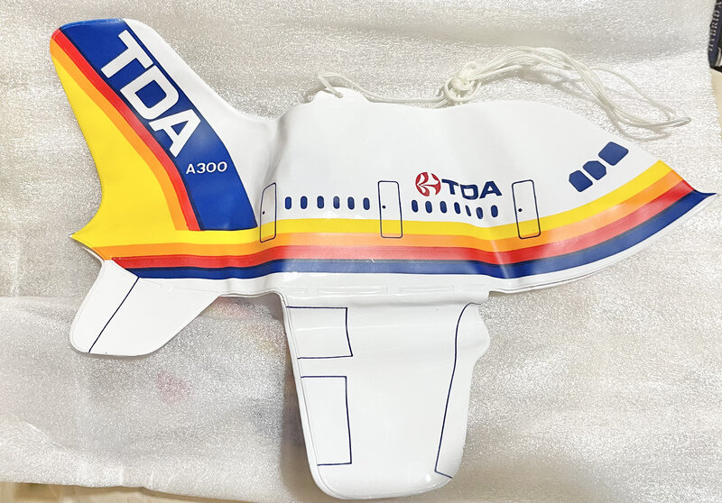東亜国内航空　機内風船