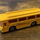 トミカ4種 ＋ グリコおまけバス ＋ 株主優待2023.24 2006 ミニカー