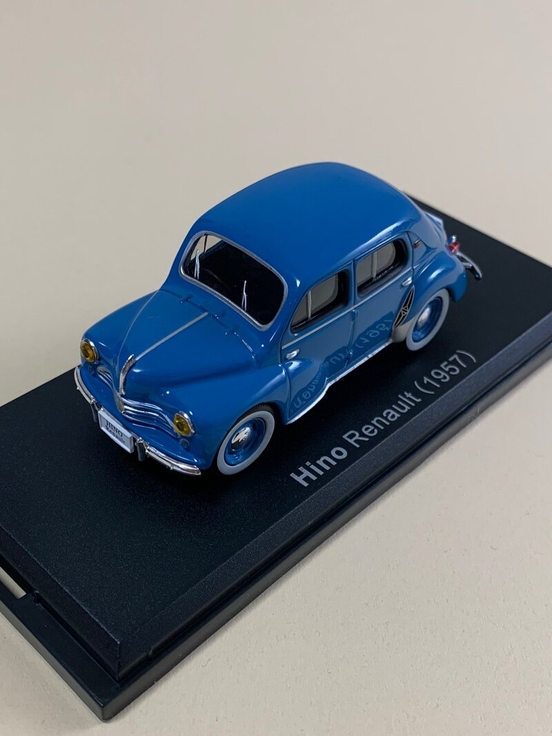 国産名車コレクション 1/43 日野ルノー (1957年)