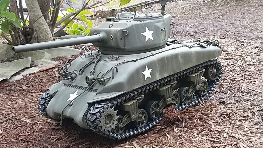 ヘンロンラジコン戦車16/1スケール 世田谷ベース