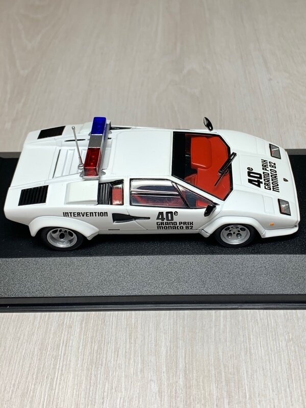 iXO 1/43 ランボルギーニ カウンタックモナコGPペースカー ミニカー