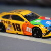 ライオネルレーシング 1/64 カイル・ブッシュ #18 M&M'S 80周年 スローバック TOYOTA カムリ NASCAR 2021