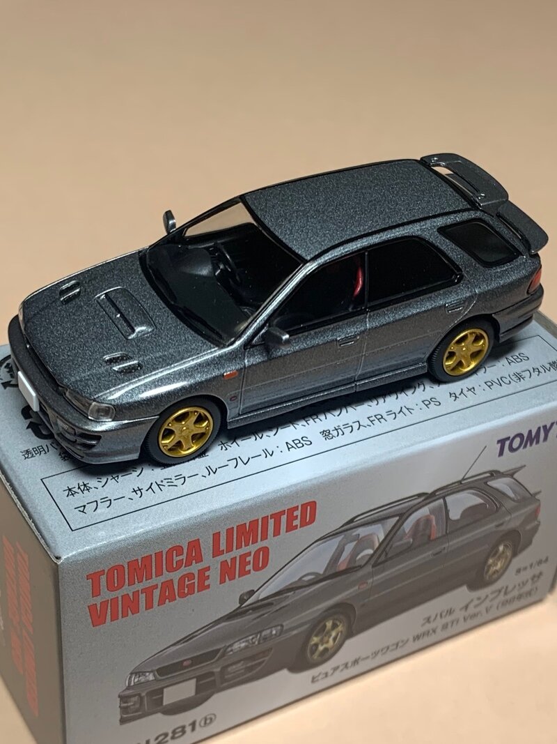 トミカリミテッドヴィンテージNEO スバルインプレッサ ピュアスポーワゴンWRX STi Ver.V(98年式)