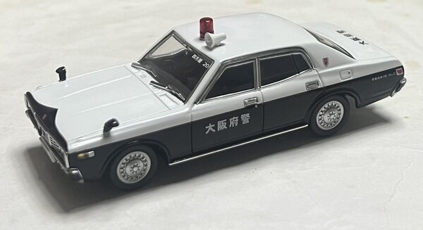 トミカ 日産 ニッサン セドリック 330 パトカー 警視庁 金