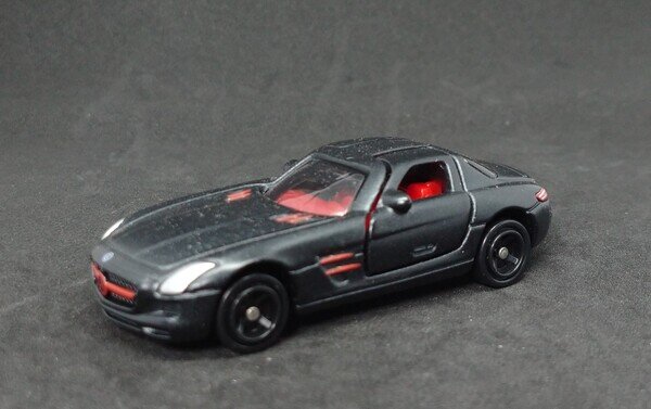 トミカ 非売品 メルセデスベンツSLSAMG【マットブラック