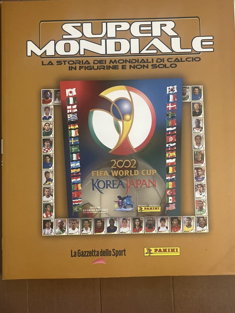 la gazzetta dello sport PANINI calciatori ALBUM SUPER MONDIALE(W杯) la storia dei MONDIALI di CALCIO PANINI 2006年発売 W杯日韓大会02年
