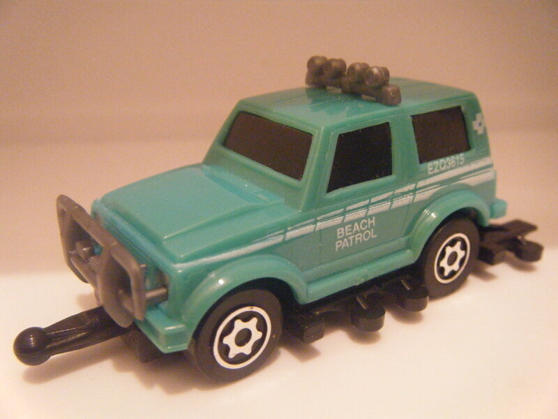 HASBRO/ROAD HOGS (USA) MITSUBISHI PAJERO? "BEACH PATROL" (BLUE GREEN)