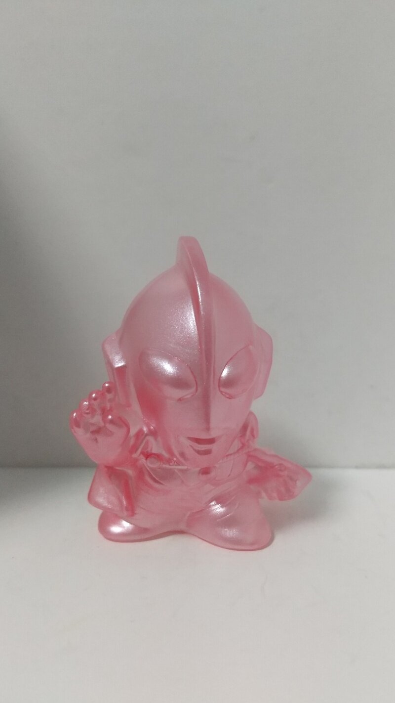 ウルトラマン(マントバージョン)クリアレッド