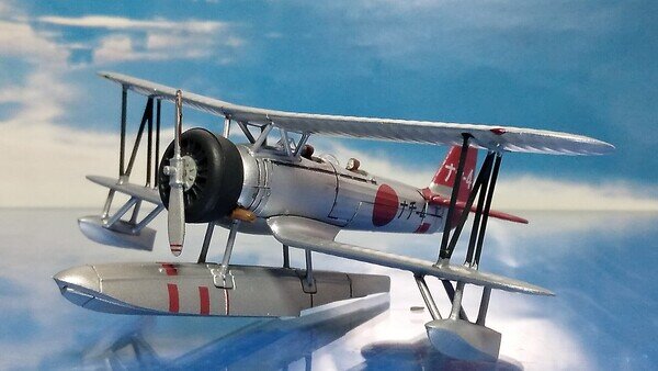 新品正規品  中島 日本海軍 1/87 九五式水上偵察機 toyochan10423 | E8N1 
