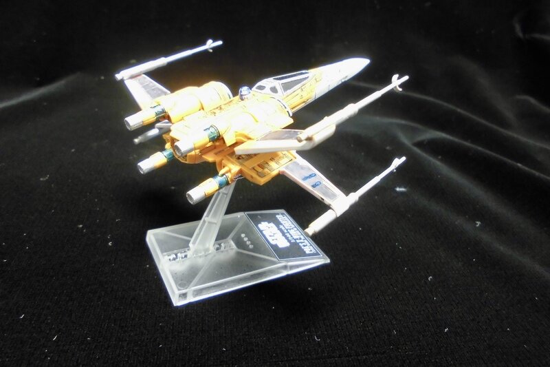 ●1/144 Xウイング・ファイター　ポー専用機　& Xウイング・ファイター　(スター・ウォーズ／スカイウォーカーの夜明け)