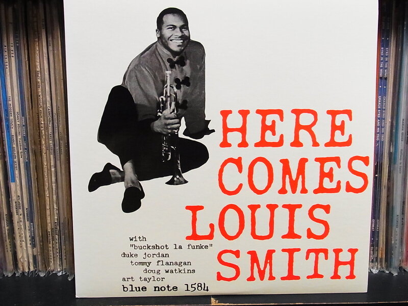 HERE  COMES  LOUIS  SMITH  /  BLUE  NOTE  BLP  1584