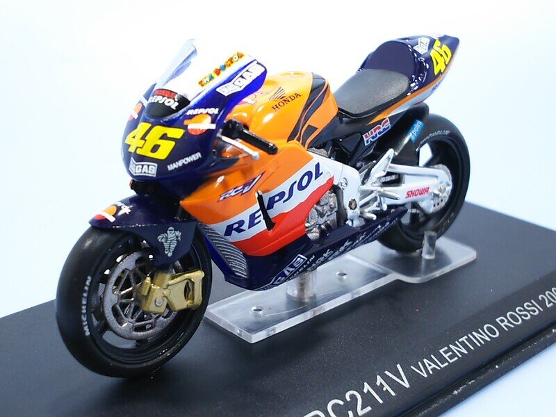 RC211v Valentino Rossi 2002 1/24 Deagostini Champion Bike #1 HONDA  ホンダ ロッシ デアゴスティーニ ミニカー