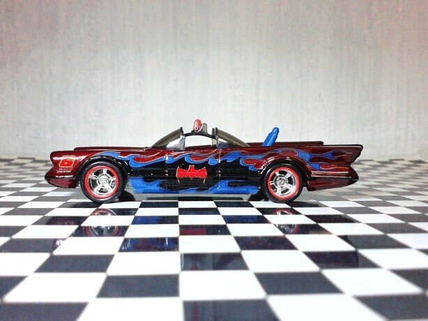 TV SERIES BATMOBILE