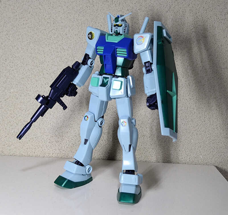 RX-78-2 ガンダム［アースカラー］（HGUC191)