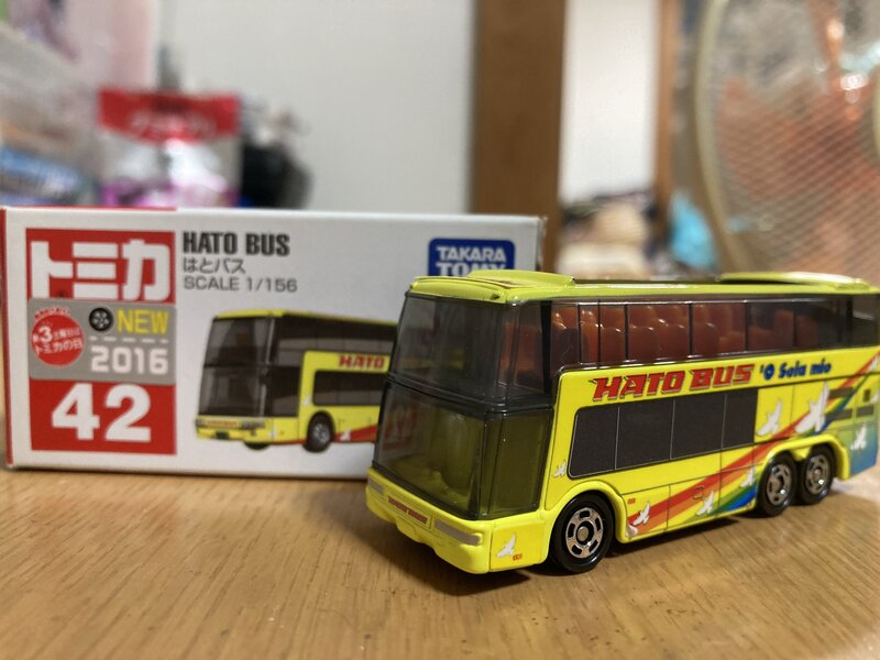トミカ　はとバス