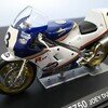 RVF 750 JOEY DUNLOP 1985 #58 HONDA 1/24 Deagostini Champion Bike