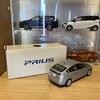 トヨタ　カラーサンプル　プリウス20型　1F7シルバーメタリック