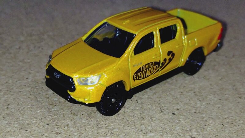 No.12 Toyota Hilux