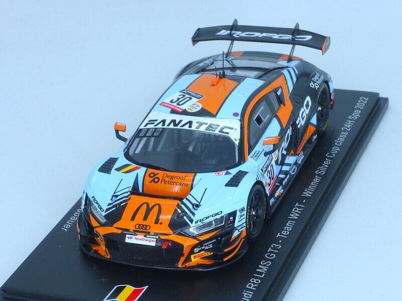 Audi R8 LMS Evo II #30 2022 Spa24H　(Spark 1/43)