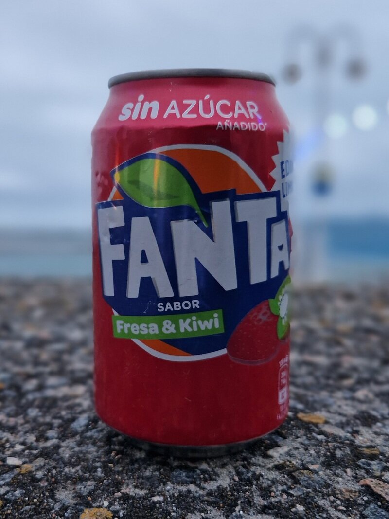 Fanta Strawberry Kiwi From Spain & Portugal 🇪🇸🇵🇹