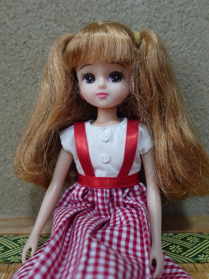 虹野ゆめ（春夏私服姿）