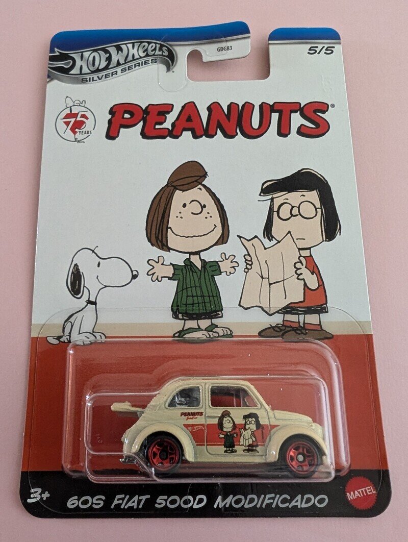 ホットウィール PEANUTS 60S FIAT 500D MODIFICAD