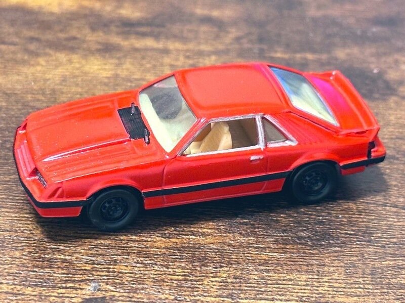 フォードマスタング