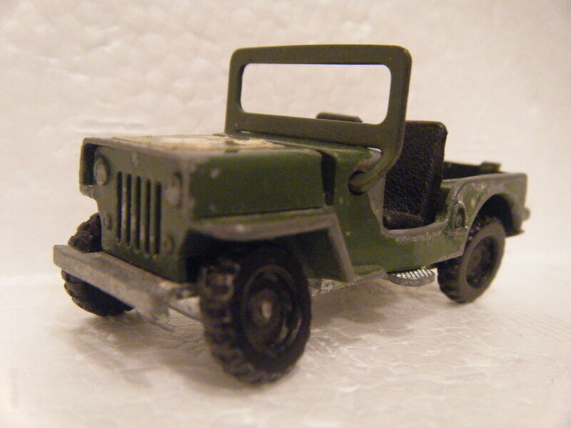 《トミー/トミカ№25》 三菱ジープ J3R 「自衛隊」《TOMY/TOMICA №25》MITSUBISHI JEEP J3R